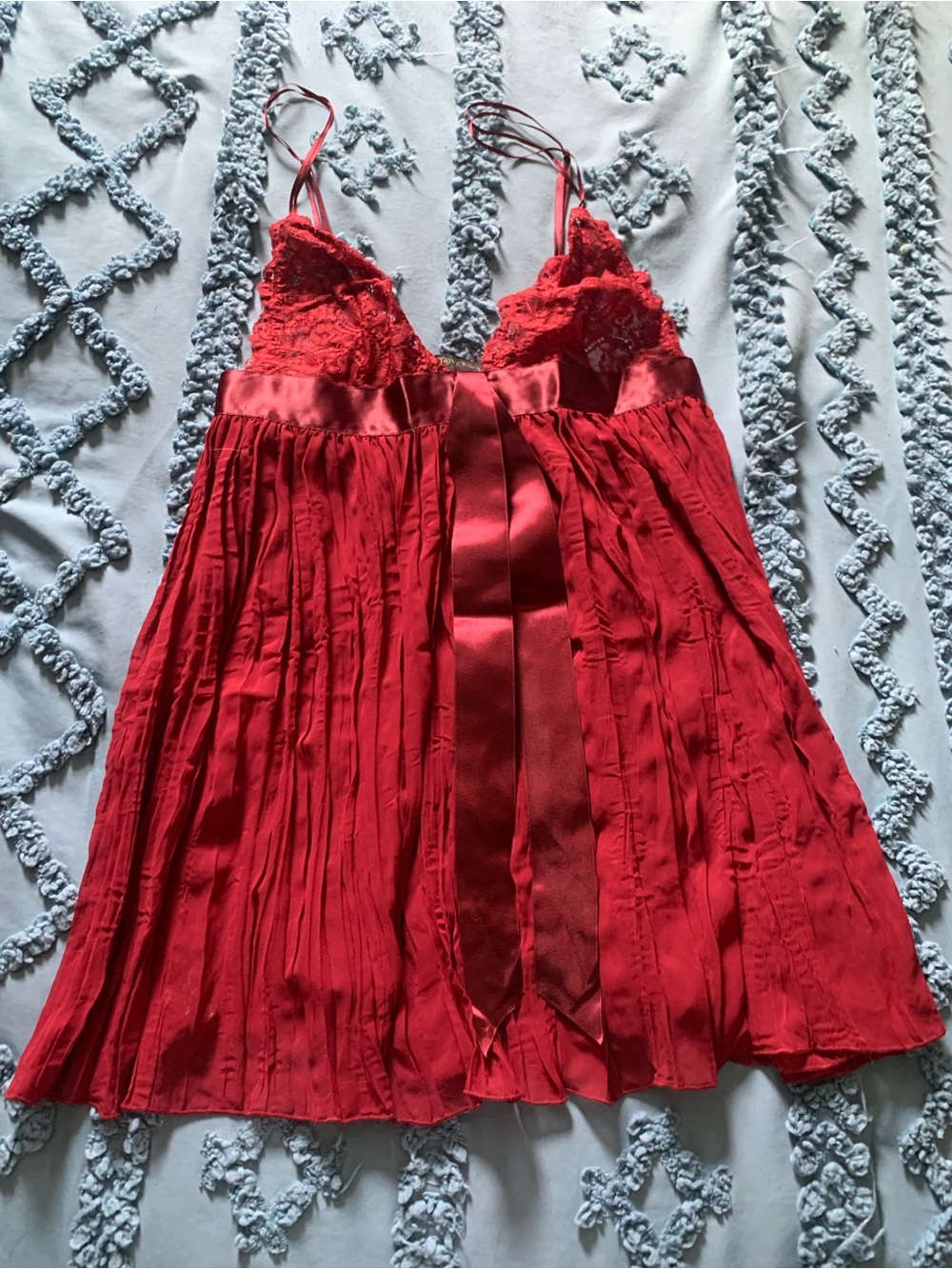 Victoria's Secret “Very Sexy” Accordion Pleated Babydoll Chemise in Lipstick Red